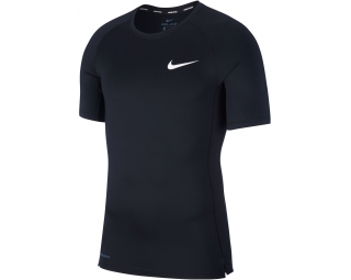 white nike short sleeve compression shirt